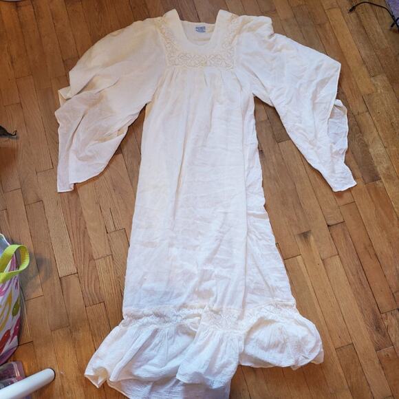 Vintage 60s 70s Ivory Bell Sleeve Mai Dress Gown Lace Angelic Bohemian Chic - Picture 2 of 13